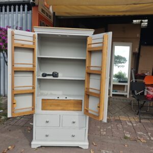 Tủ đồ khô thanh lý